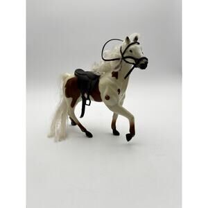1993 Kid Kore Plastic Toy Horse With Saddle & Bridle Brown & White Pinto Pony